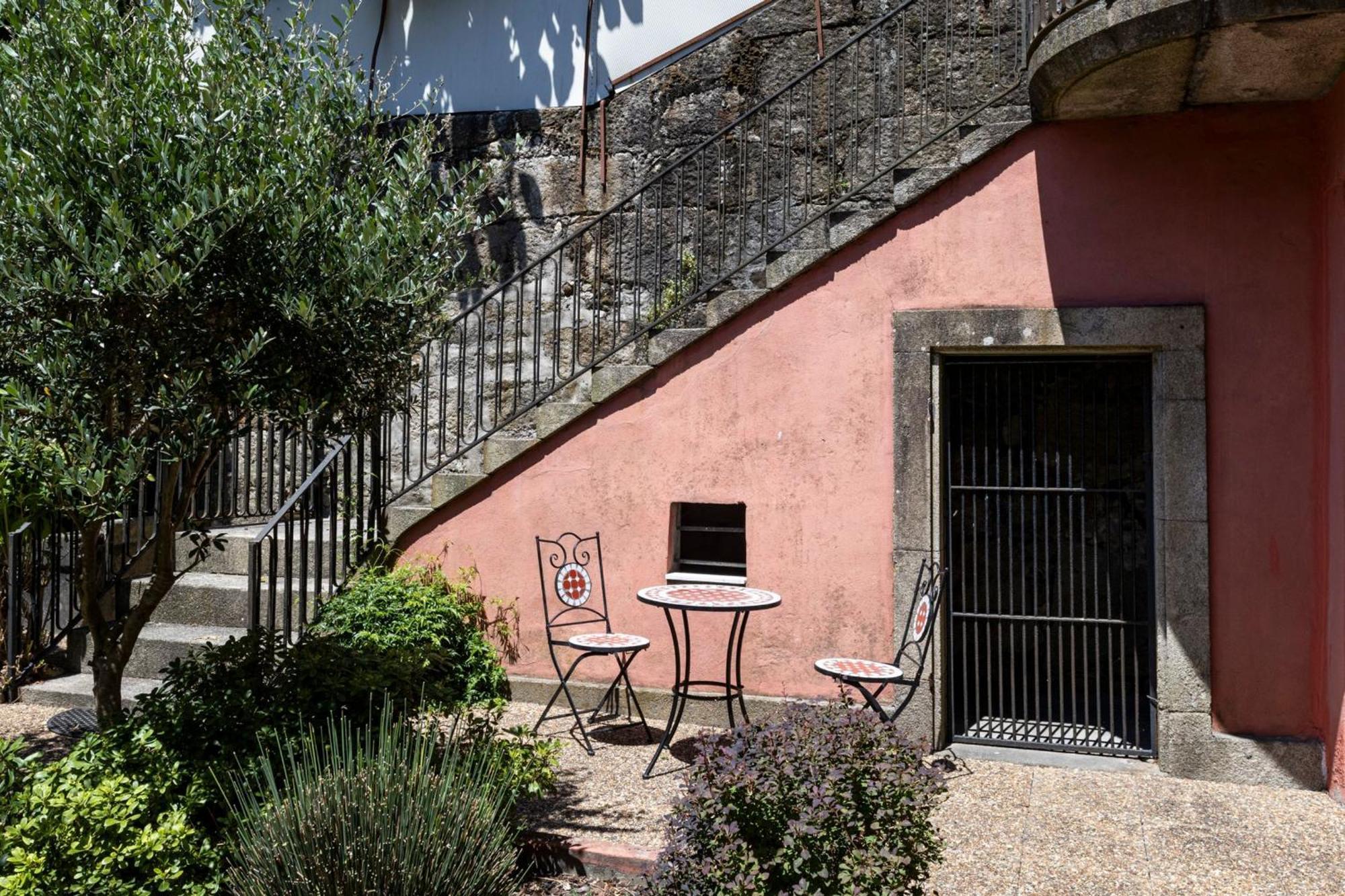 Guesthouse Bonjardim By Lovelystay Porto Exterior photo