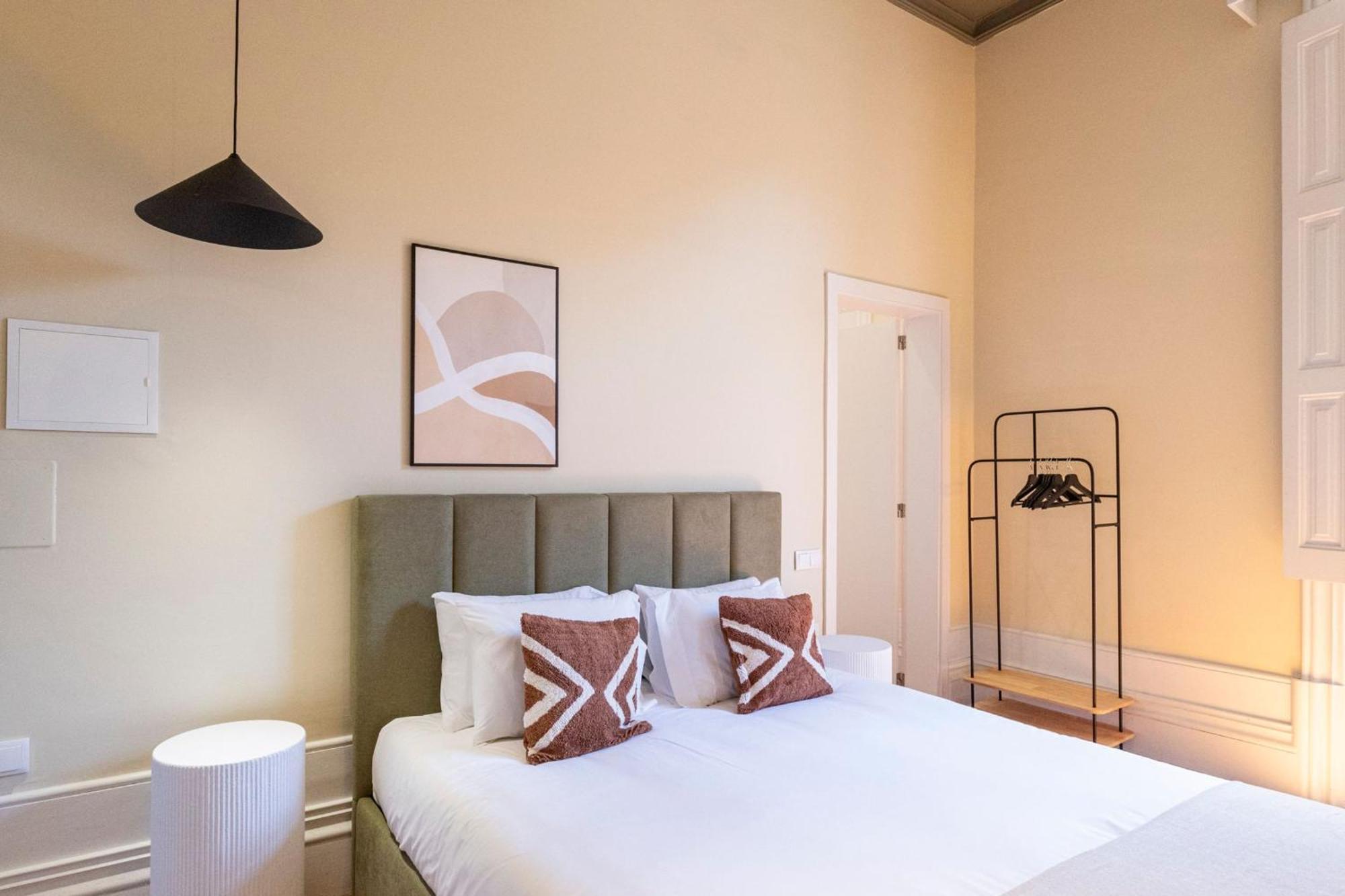 Guesthouse Bonjardim By Lovelystay Porto Exterior photo