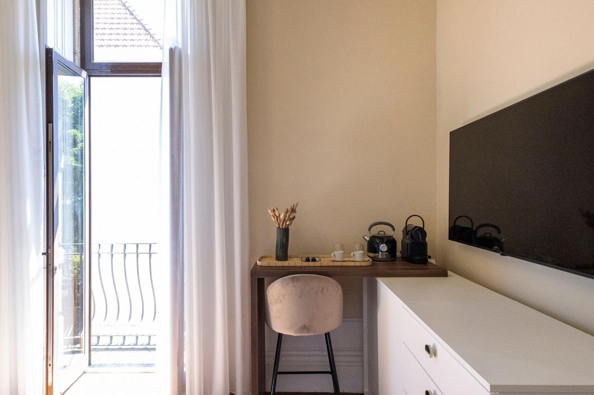Guesthouse Bonjardim By Lovelystay Porto Exterior photo