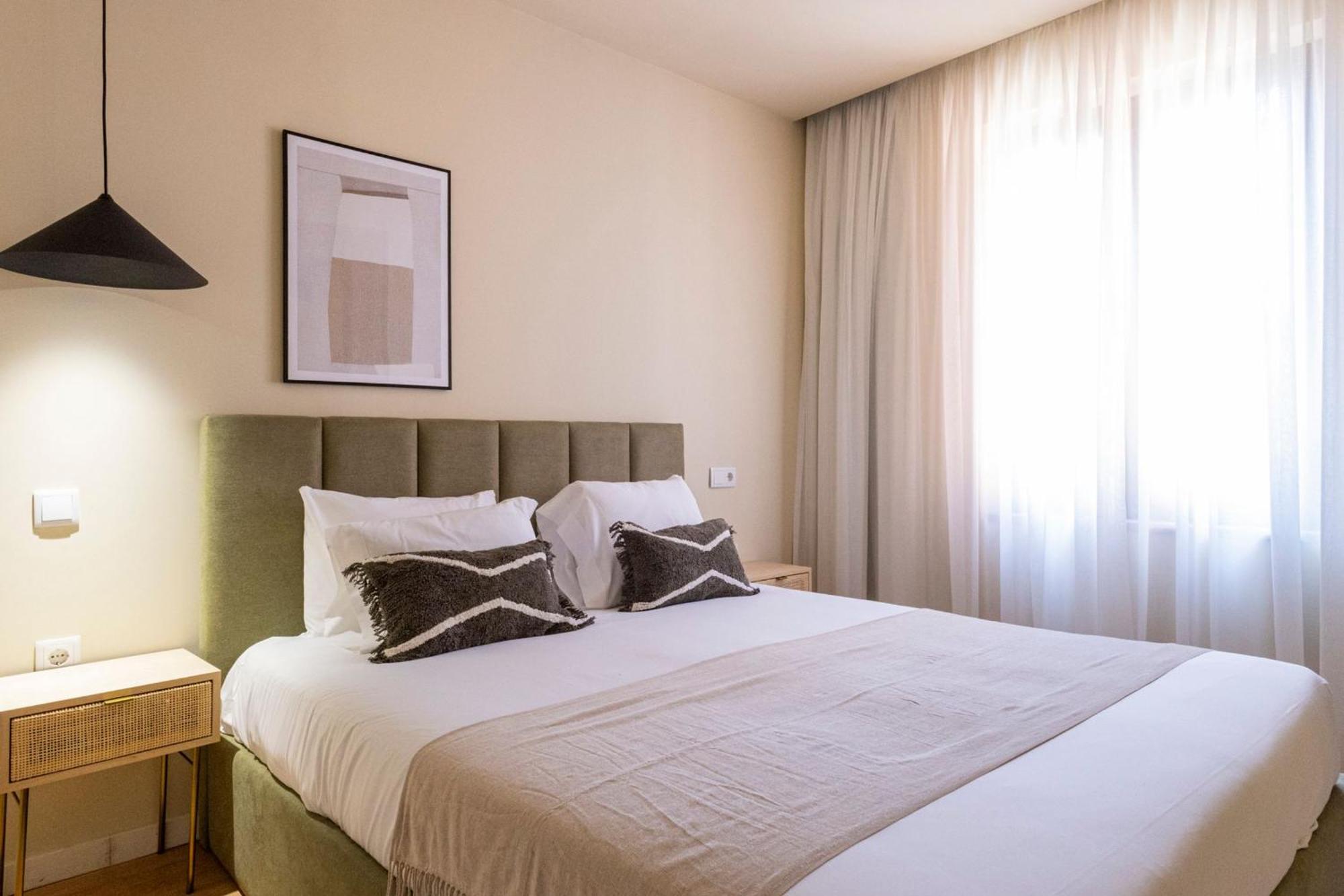 Guesthouse Bonjardim By Lovelystay Porto Exterior photo