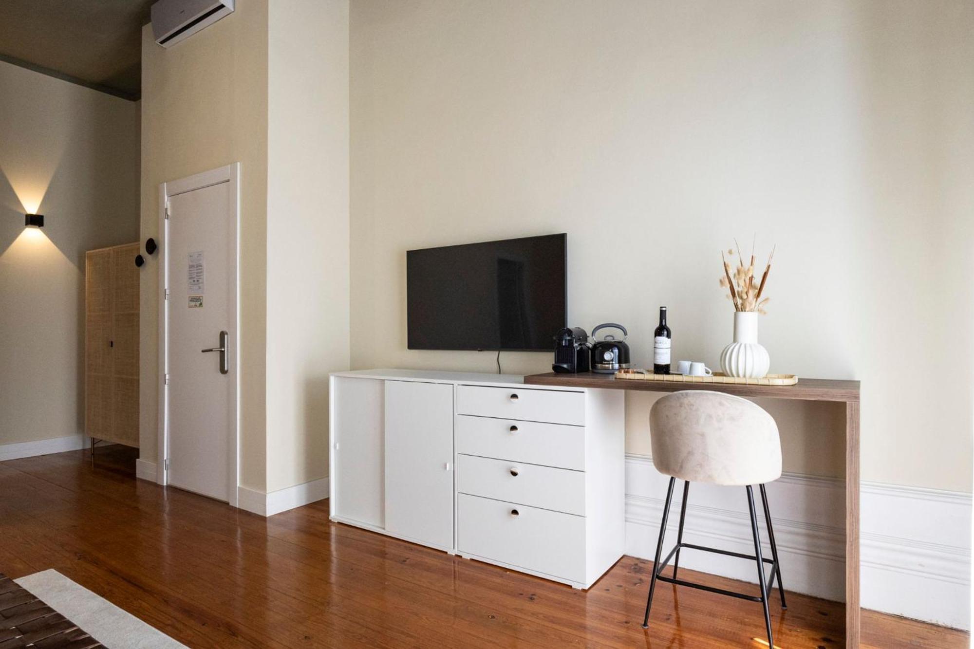 Guesthouse Bonjardim By Lovelystay Porto Exterior photo