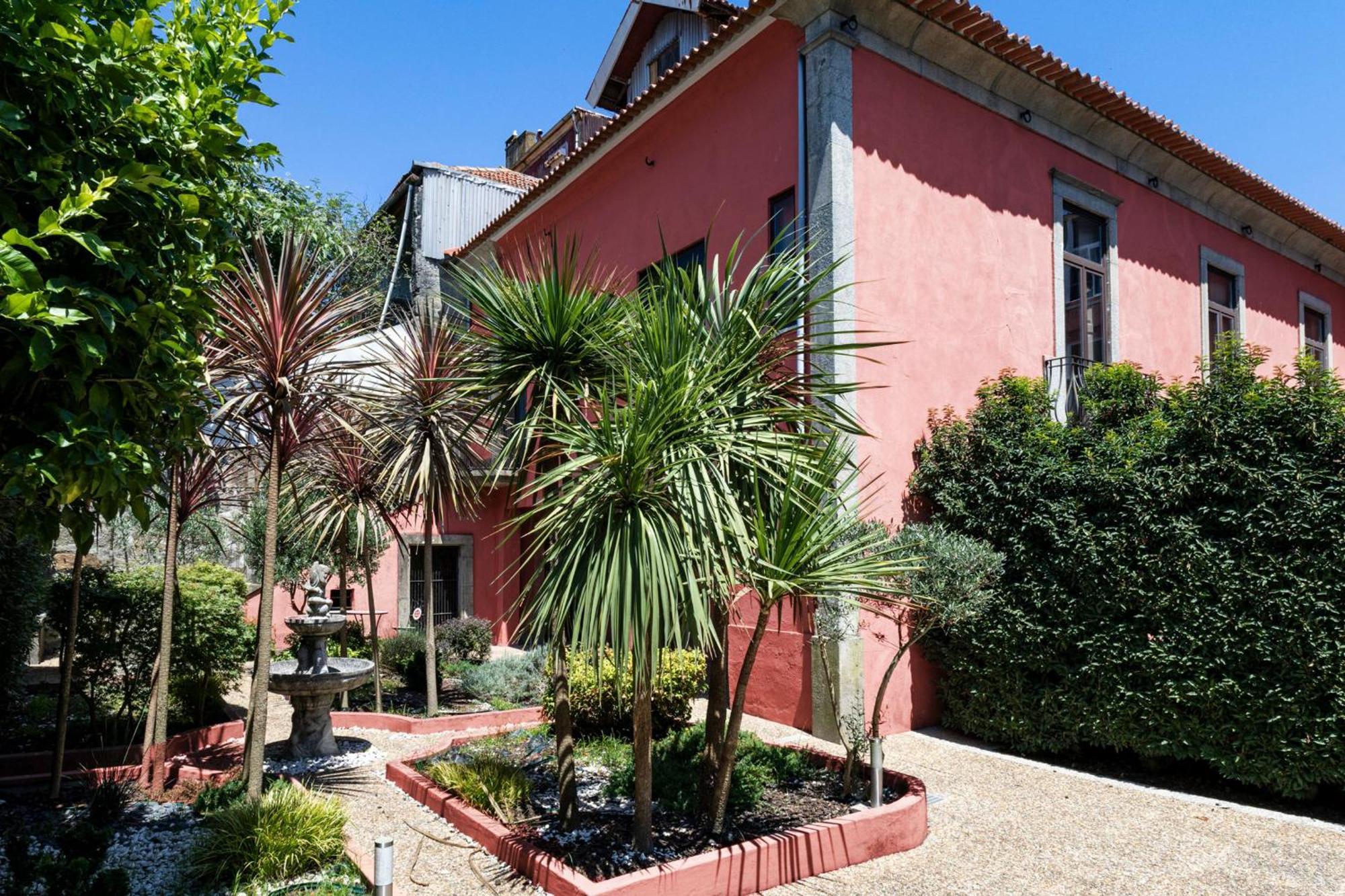 Guesthouse Bonjardim By Lovelystay Porto Exterior photo